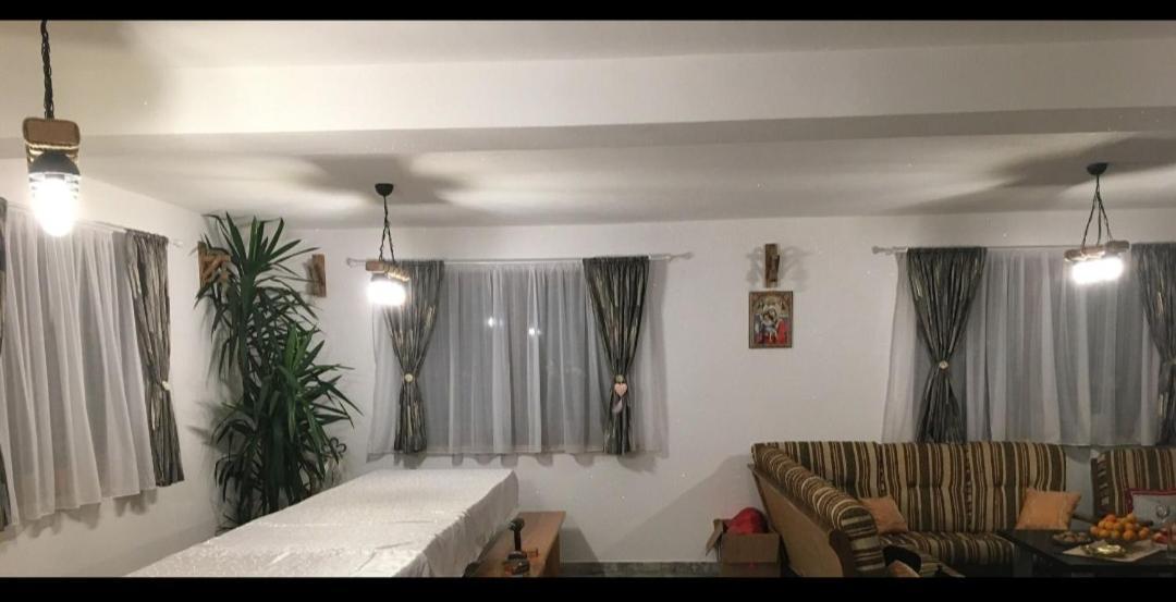 Cîrţişoara Vis Implinit酒店 外观 照片
